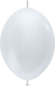6 inch LINK-O-LOON Pearl White Betallatex balloon.
