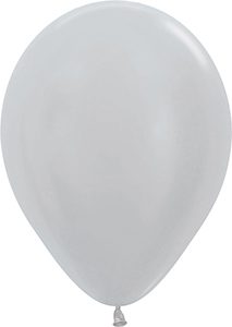 11 inch Metallic Silver Betallatex Latex balloon by Betallic.